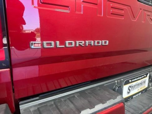 Used 2021 Chevrolet Colorado Z71 AWD/4WD image 25