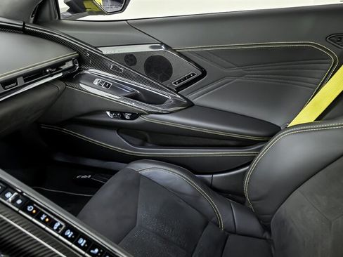 Used 2024 Chevrolet Corvette Z06 w/ Z07 Performance Package RWD image 36