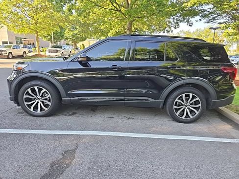 Used 2020 Ford Explorer ST w/ Premium Technology Package AWD/4WD image 5