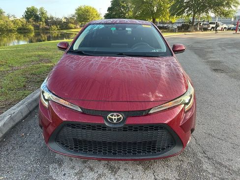 Used 2022 Toyota Corolla LE image 8