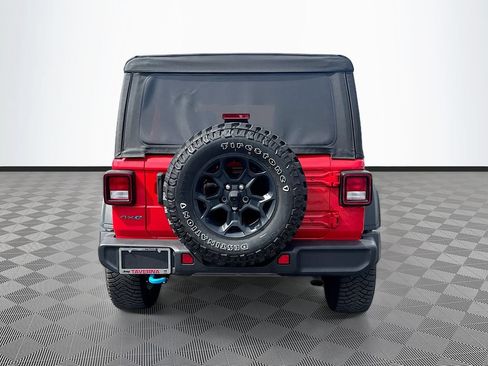 Certified 2023 Jeep Wrangler Unlimited w/ Convenience Group AWD/4WD image 7