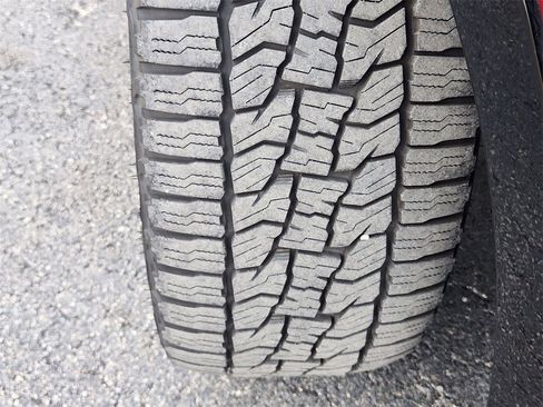 Used 2020 Chevrolet Blazer RS w/ LPO, Floor Liner Package image 13