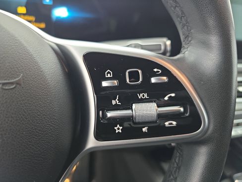 Certified 2022 Mercedes-Benz GLE 350 w/ AMG Line Exterior image 18