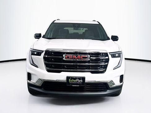 Used 2025 GMC Acadia Elevation image 2