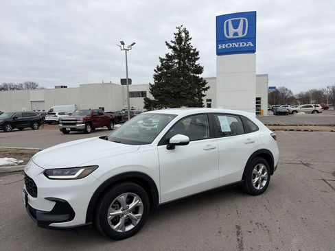 Certified 2023 Honda HR-V LX image 1