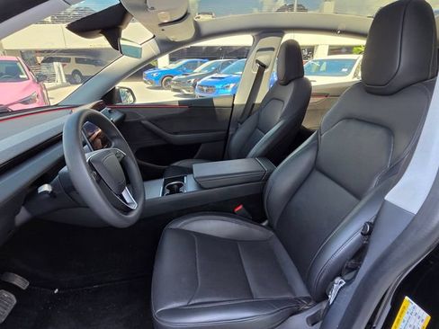 Used 2026 Tesla Model Y Long Range AWD/4WD image 19