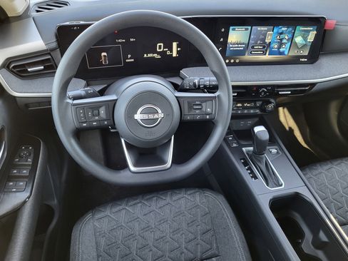 New 2026 Nissan Kicks SV w/ Cold Weather Package image 10