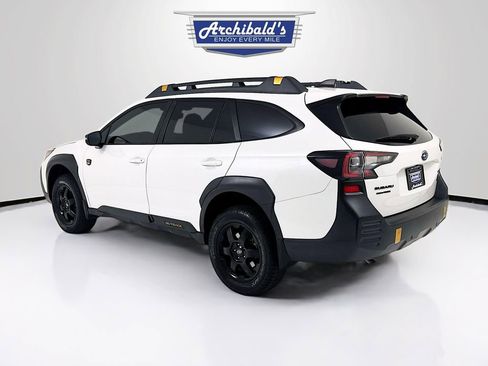 Used 2022 Subaru Outback Wilderness w/ Wilderness Package image 4