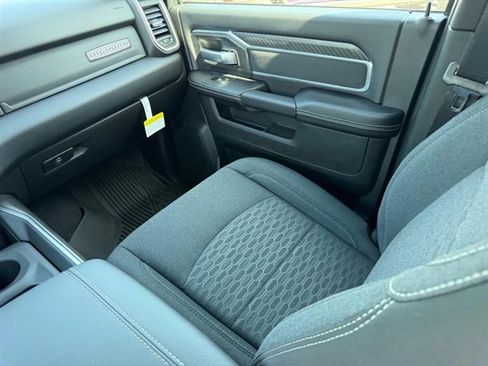 New 2026 RAM 2500 Big Horn AWD/4WD image 16