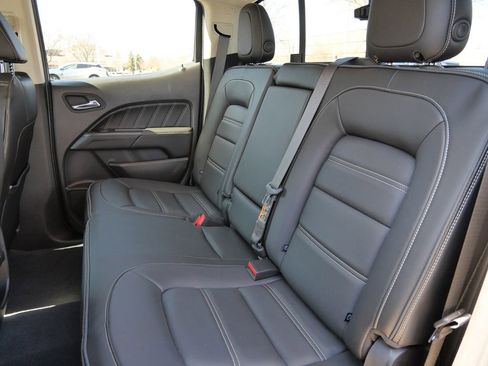 Used 2022 GMC Canyon Denali w/ Denali Black Edition Package AWD/4WD image 26