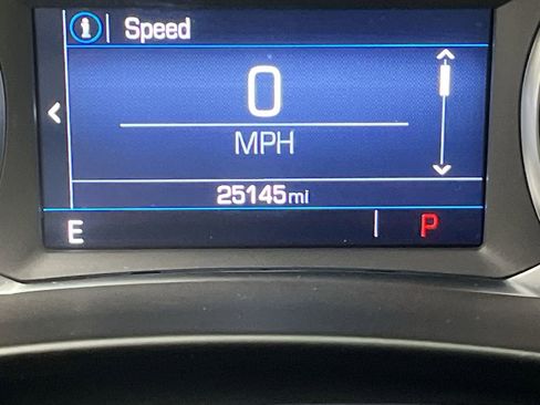 Certified 2024 GMC Terrain SLE w/ Driver Convenience Package image 15