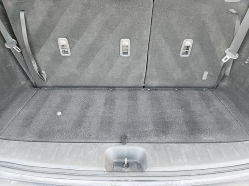 Used 2023 Nissan Pathfinder S FWD image 29