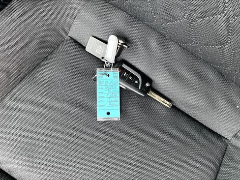 Used 2024 Toyota Corolla LE FWD image 15