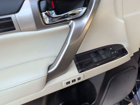 Certified 2020 Lexus GX 460 Premium AWD/4WD image 8
