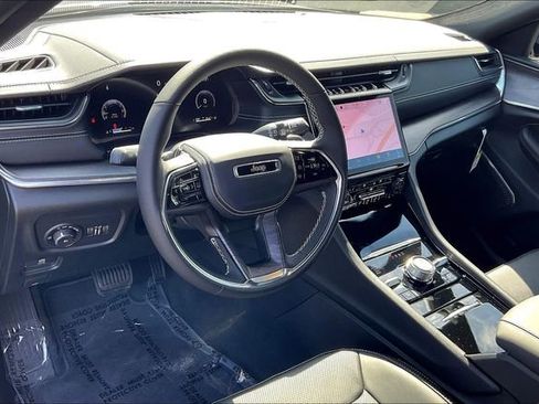 New 2025 Jeep Grand Cherokee L Overland image 7