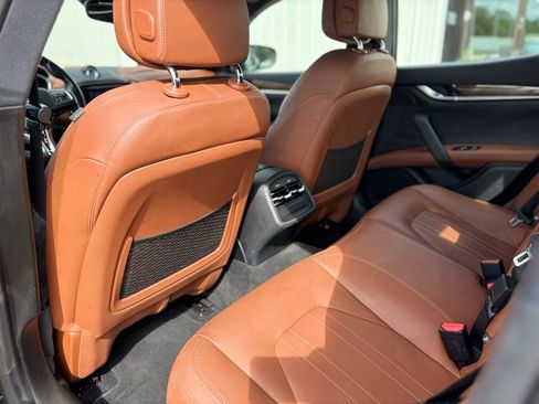 Used 2018 Maserati Ghibli image 18