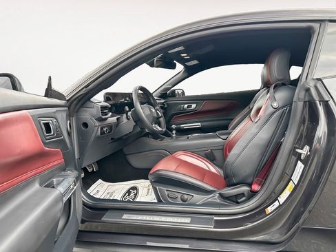 Used 2024 Ford Mustang GT Premium image 12