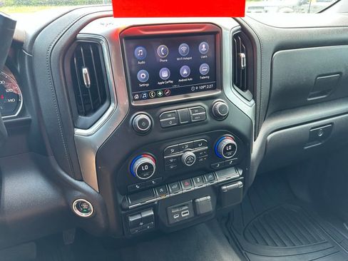 Used 2021 Chevrolet Silverado 1500 LT w/ Convenience Package II image 24