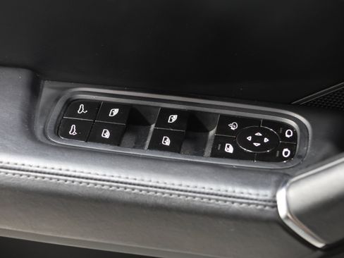 Used 2021 Porsche Cayenne GTS AWD/4WD image 14