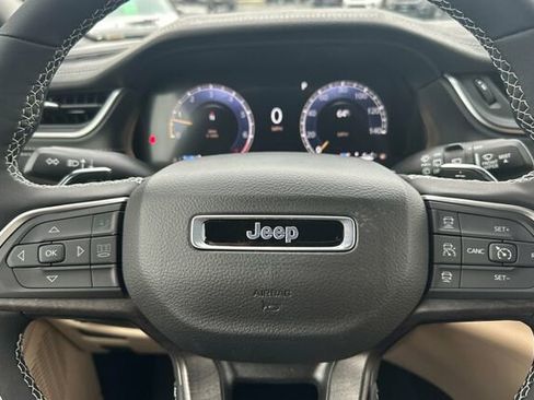 New 2025 Jeep Grand Cherokee L Limited image 25