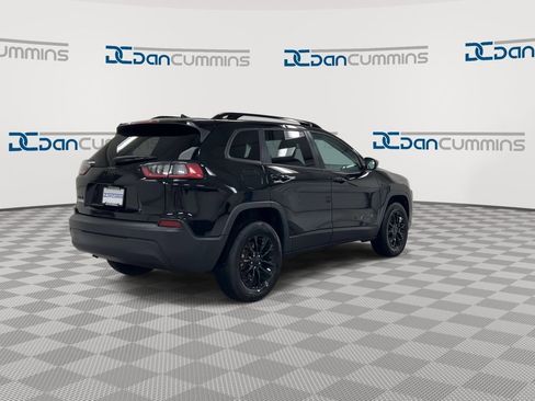 Used 2023 Jeep Cherokee Altitude Lux image 8