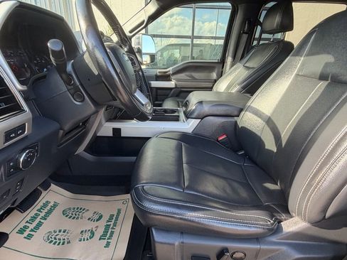 Used 2022 Ford F350 Lariat w/ Lariat Ultimate Package AWD/4WD image 9
