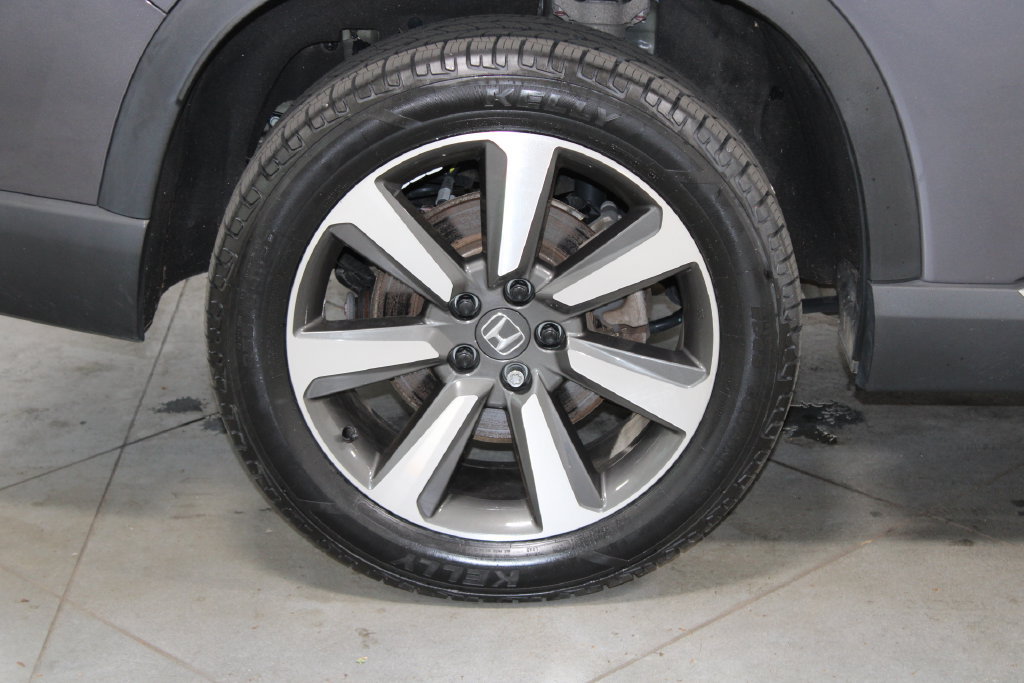 Used 2023 Honda Pilot Elite image 12
