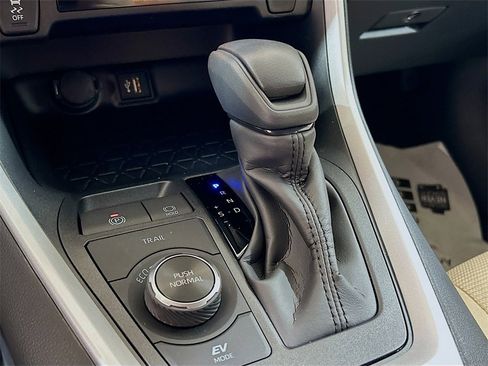 New 2025 Toyota RAV4 LE image 16