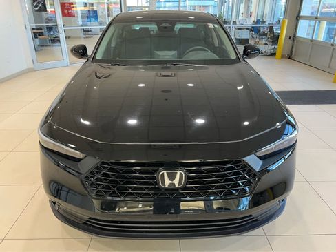 Used 2023 Honda Accord EX image 2