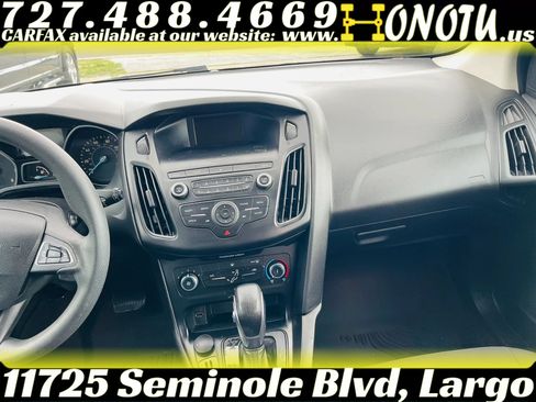 Used 2018 Ford Focus SE FWD image 24