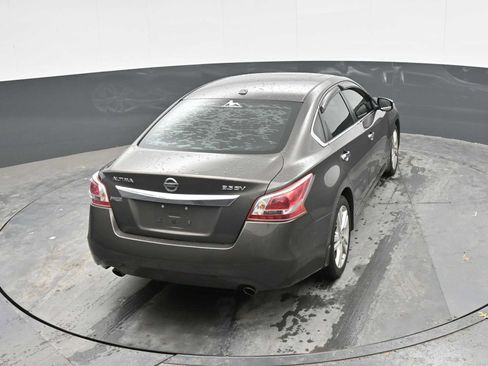 Used 2013 Nissan Altima 3.5 SV w/ Navigation Pkg FWD image 21
