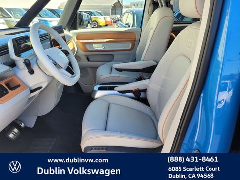 New 2025 Volkswagen ID. Buzz 1st Edition image 13