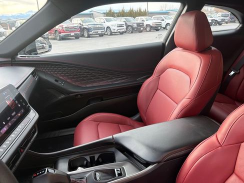 Used 2024 Dodge Charger R/T w/ Plus Group image 24