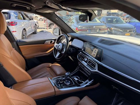 Used 2020 BMW X7 M50i w/ Executive Package AWD/4WD image 14