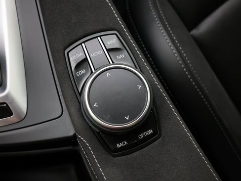 Used 2019 BMW M4 CS w/ Executive Package image 28