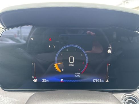 Used 2024 Chevrolet Trax ACTIV w/ Sunroof Package image 12