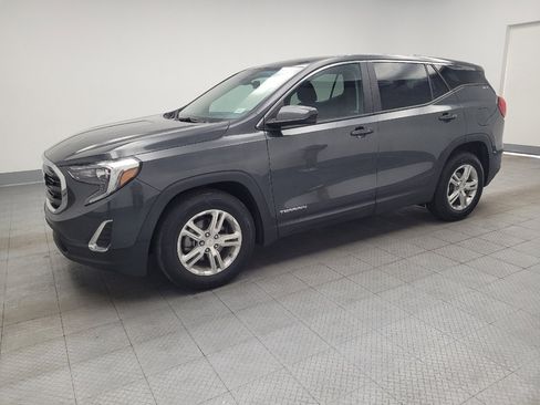 Used 2021 GMC Terrain SLE FWD image 2