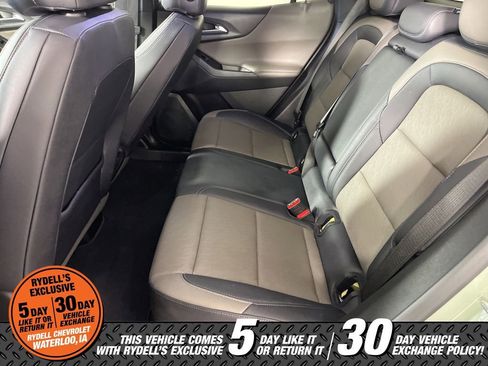 Certified 2025 Chevrolet Equinox LT w/ Convenience Package II AWD/4WD image 18
