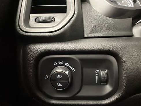 New 2026 RAM 1500 Express AWD/4WD image 29
