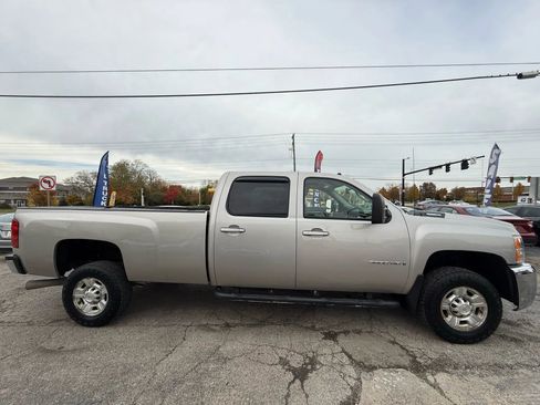 Used 2008 Chevrolet Silverado 3500 LTZ w/ EZ-Lift Tailgate Package image 7