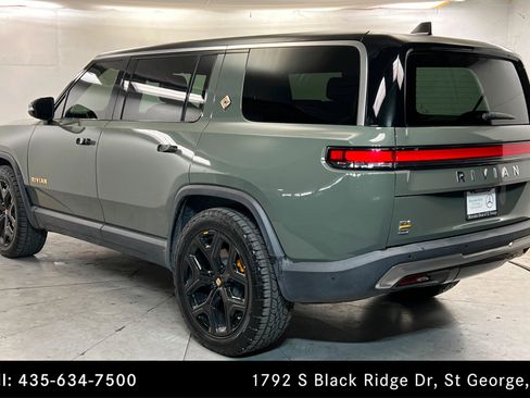 Used 2022 Rivian R1S Launch Edition image 3
