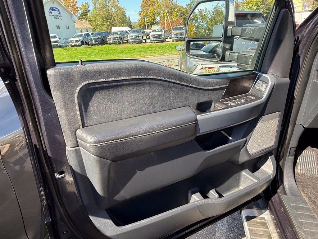 Used 2022 Ford F150 Lariat w/ Equipment Group 502A High AWD/4WD image 20