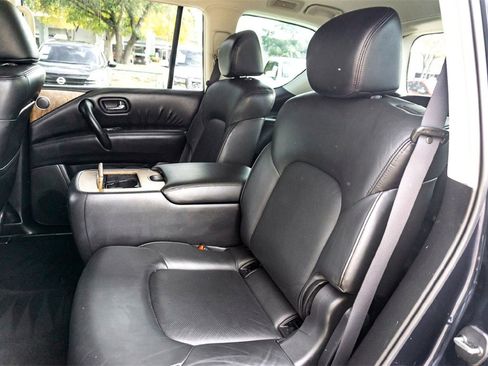 Used 2023 Nissan Armada SL w/ Captain's Chairs Package image 27
