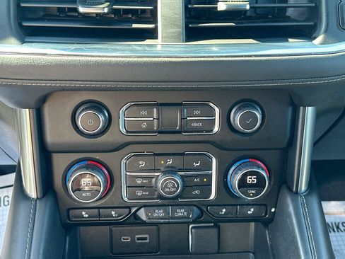 Used 2023 Chevrolet Tahoe Z71 w/ Luxury Package AWD/4WD image 22