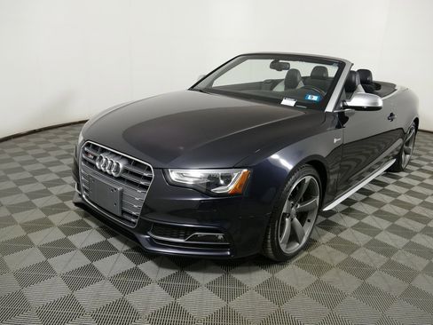 Used 2017 Audi S5 3.0T Cabriolet w/ Technology Package image 7
