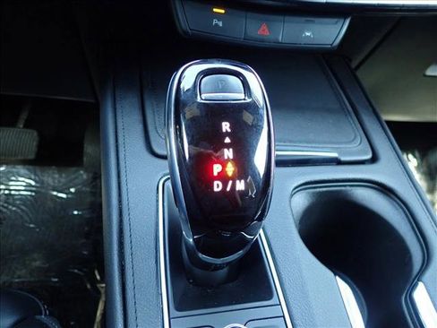 Used 2024 Cadillac XT4 Premium Luxury AWD/4WD image 23