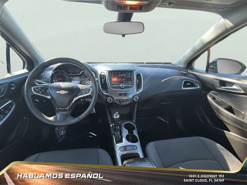 Used 2019 Chevrolet Cruze LT image 21