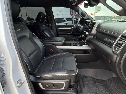 Used 2023 RAM 1500 Laramie AWD/4WD image 31