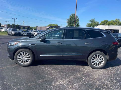 Used 2019 Buick Enclave Essence FWD image 4