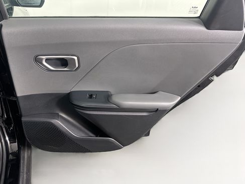 Used 2025 Kia K4 FWD image 28